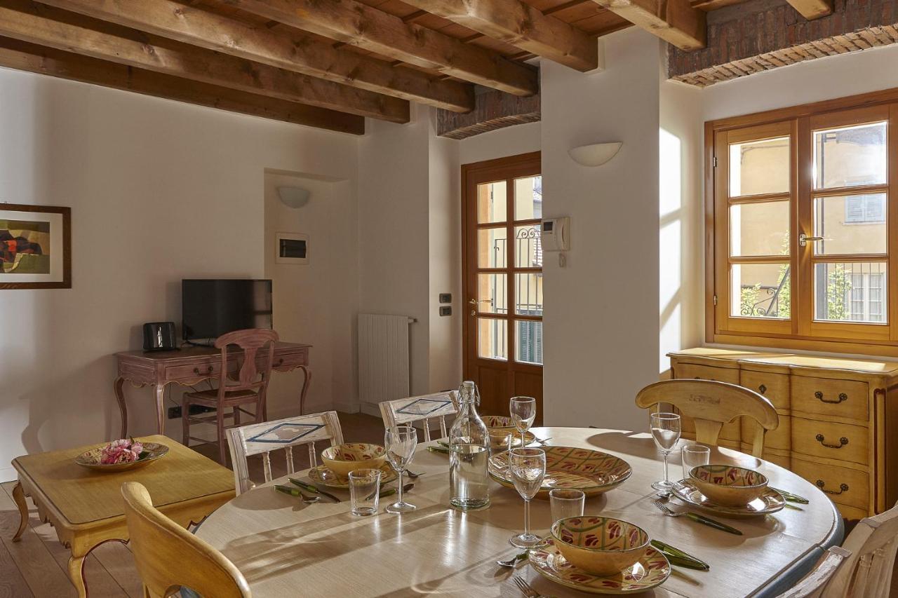 Joivy Charming Apartment Centre Of Como Exteriör bild